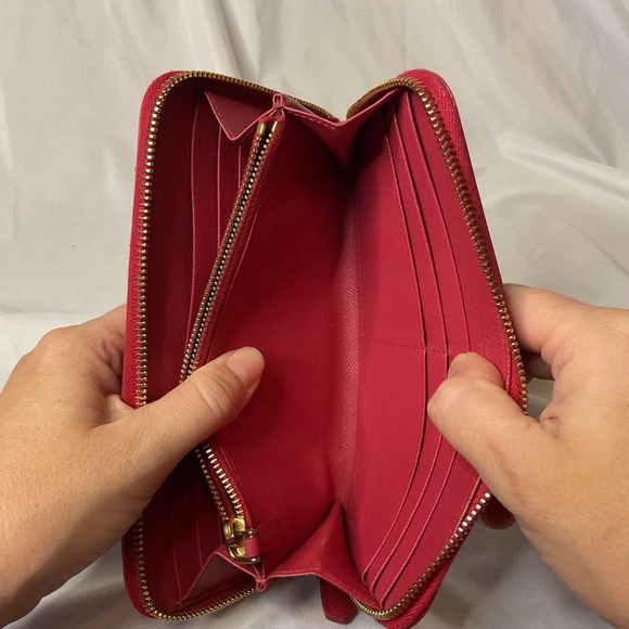 Prada Pink Bow Zippy Long Wallet - Picture 9 of 16